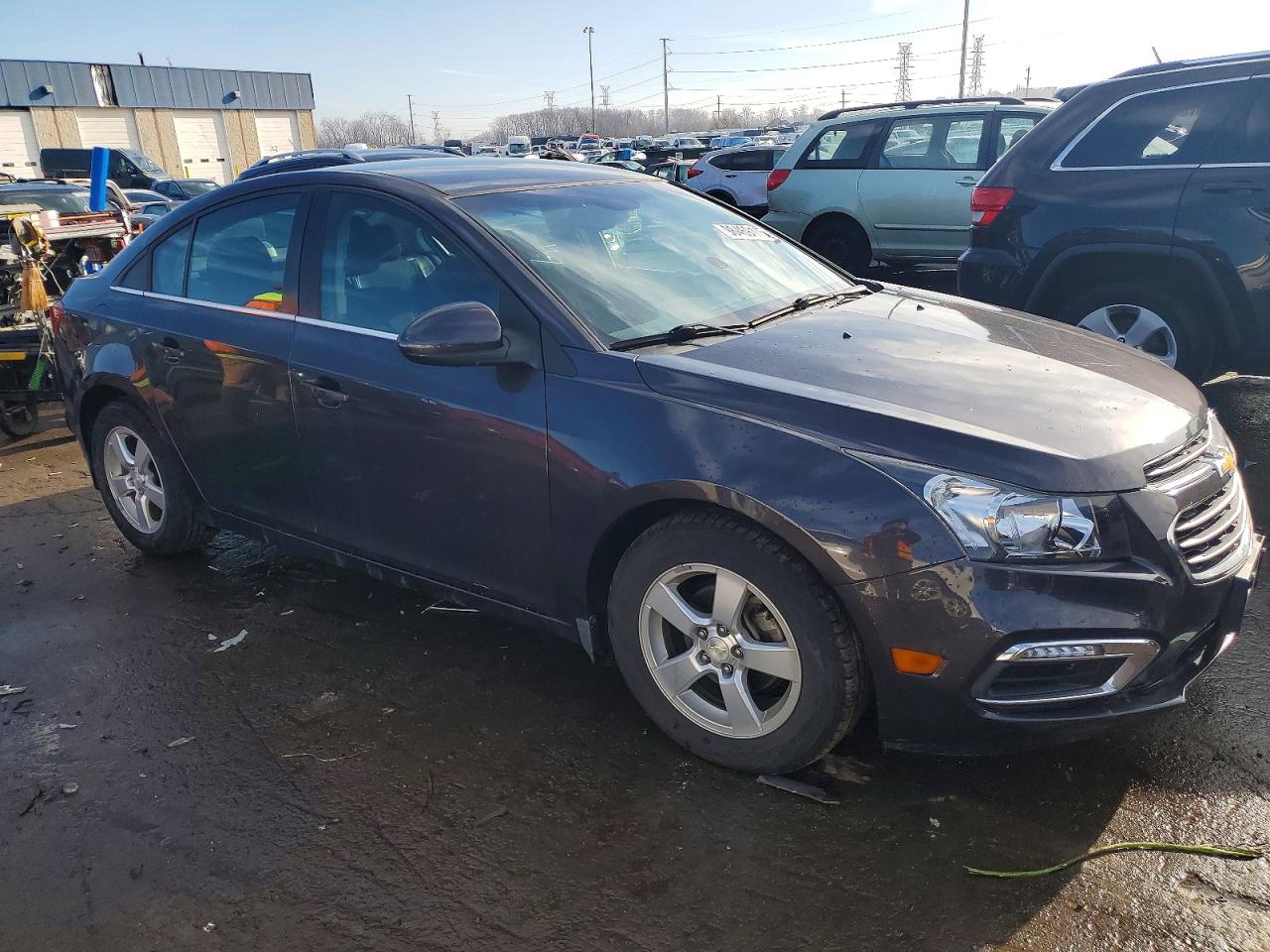 2015 CHEVROLET CRUZE LT photo 4