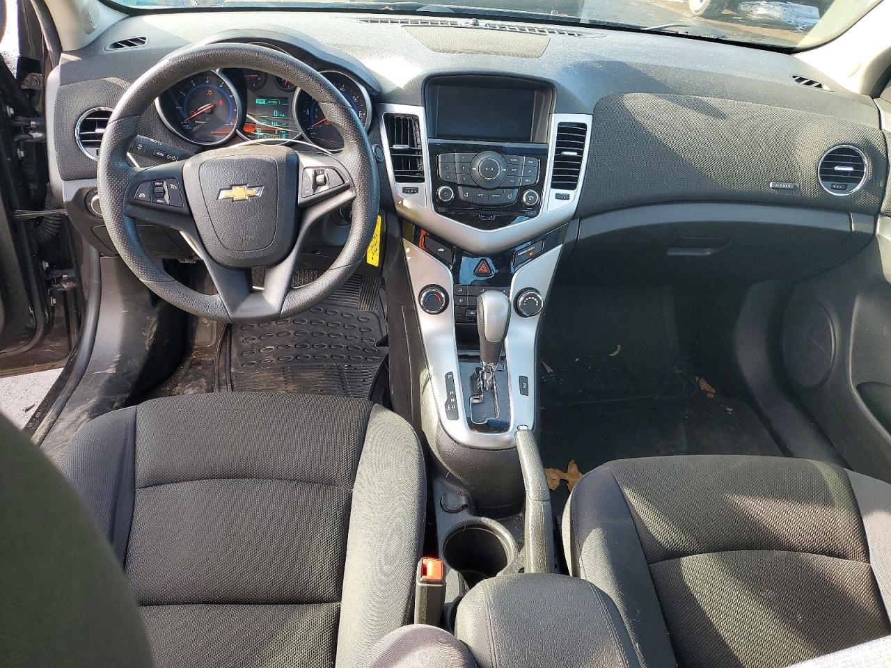 2015 CHEVROLET CRUZE LT photo 8