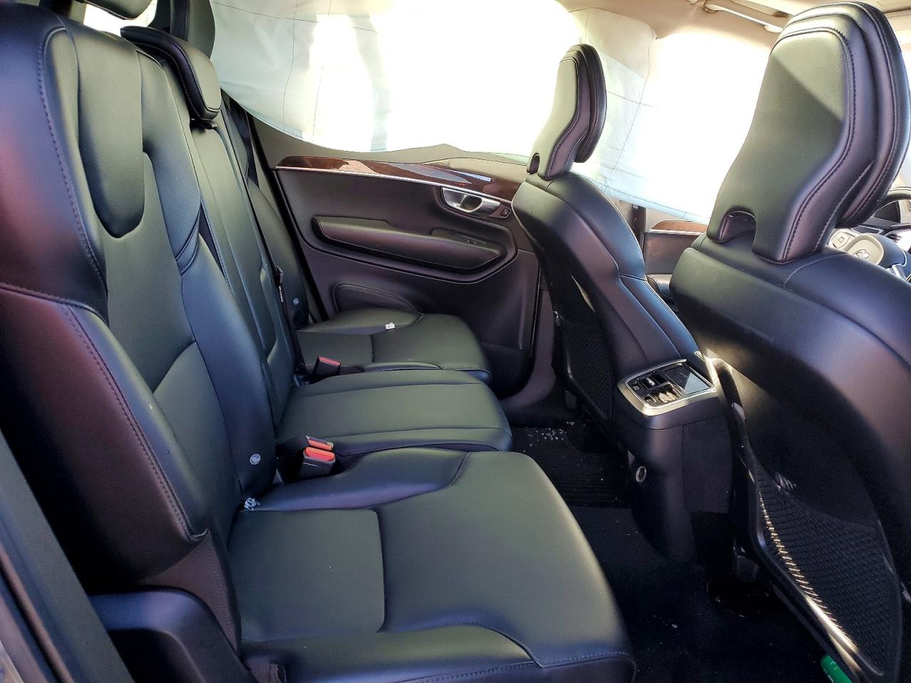 2019 VOLVO XC90 T5 MOMENTUM photo 11