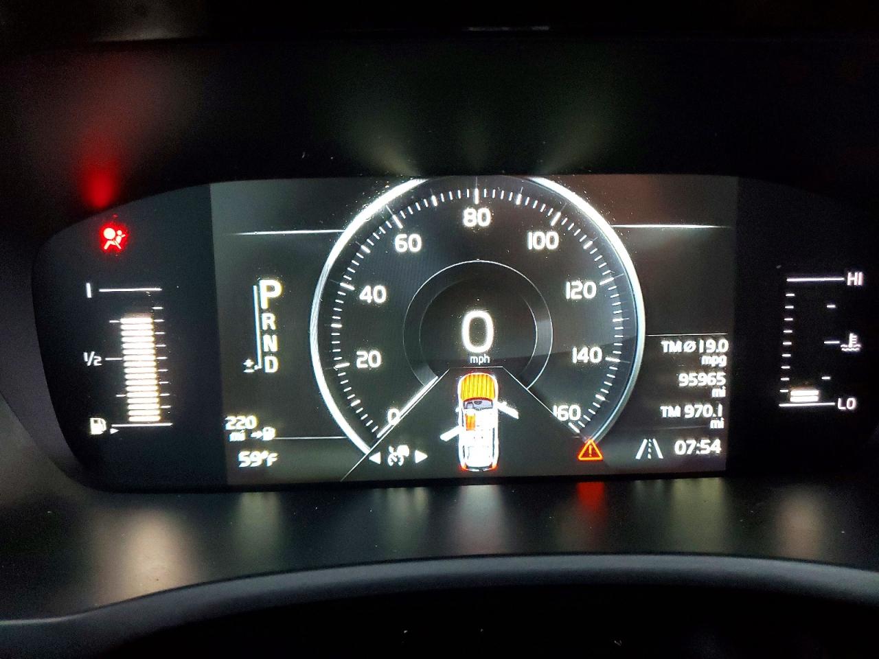 2019 VOLVO XC90 T5 MOMENTUM photo 9