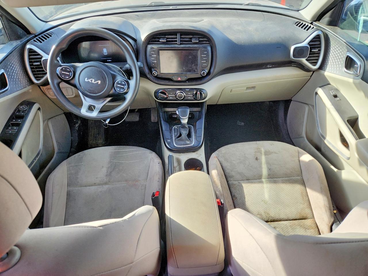 2024 KIA SOUL LX photo 22