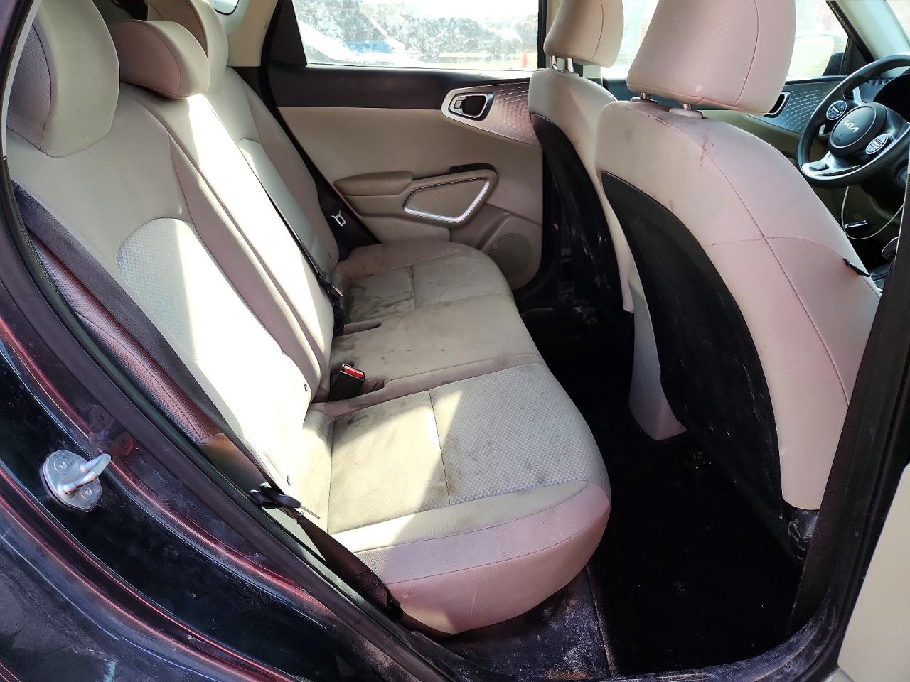 2024 KIA SOUL LX photo 28