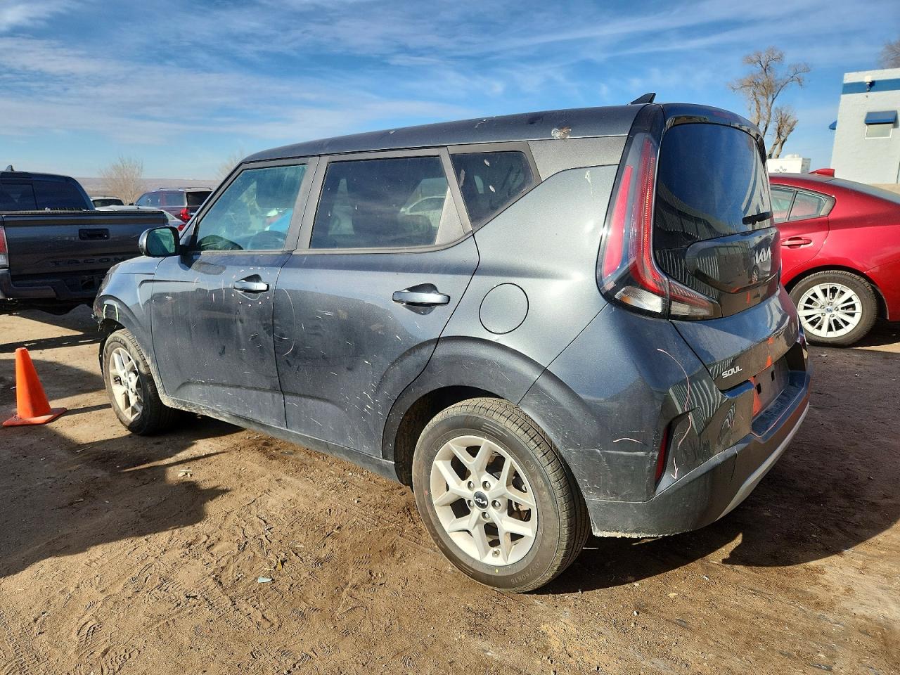2024 KIA SOUL LX photo 4