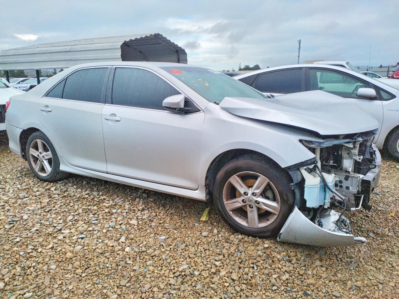 2012 TOYOTA CAMRY BASE photo 4