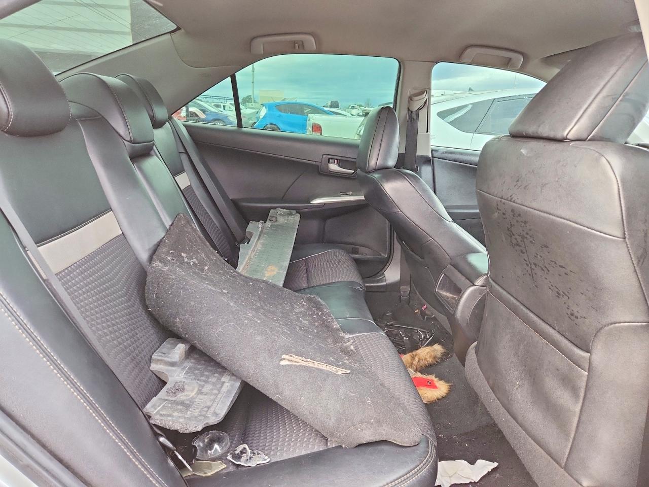 2012 TOYOTA CAMRY BASE photo 10