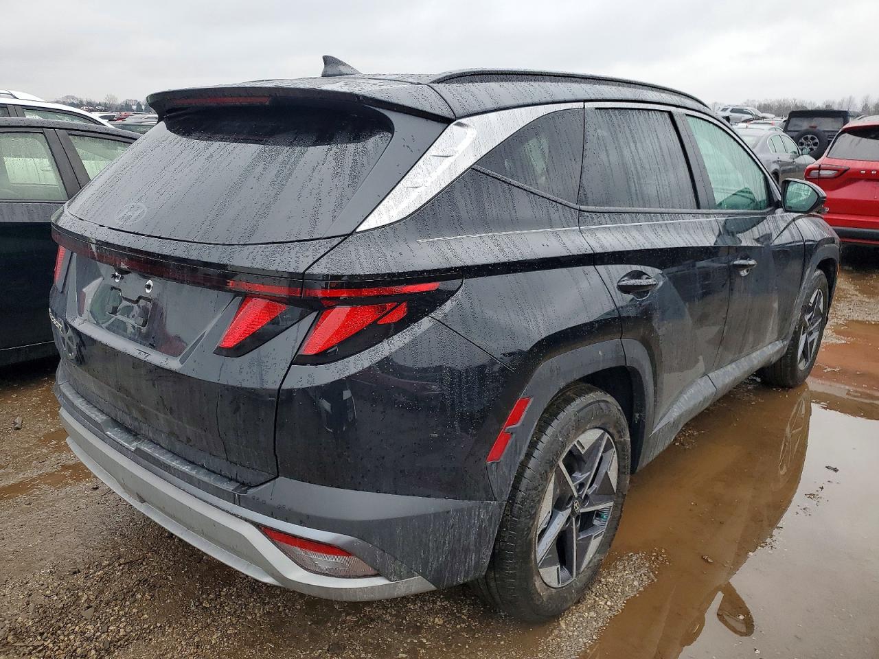 2026 HYUNDAI TUCSON SEL photo 3