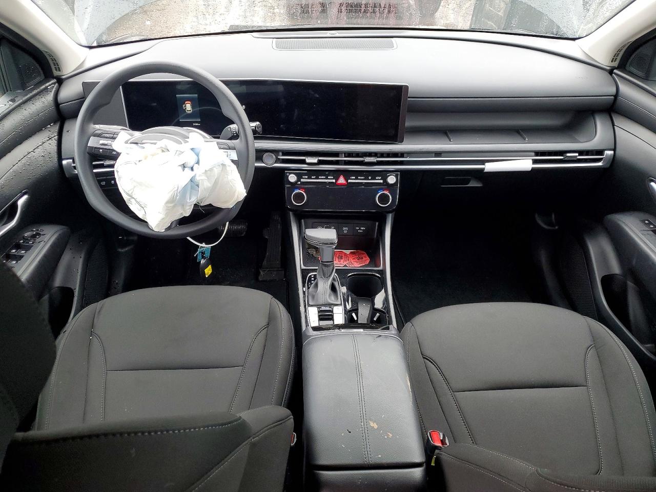2026 HYUNDAI TUCSON SEL photo 8