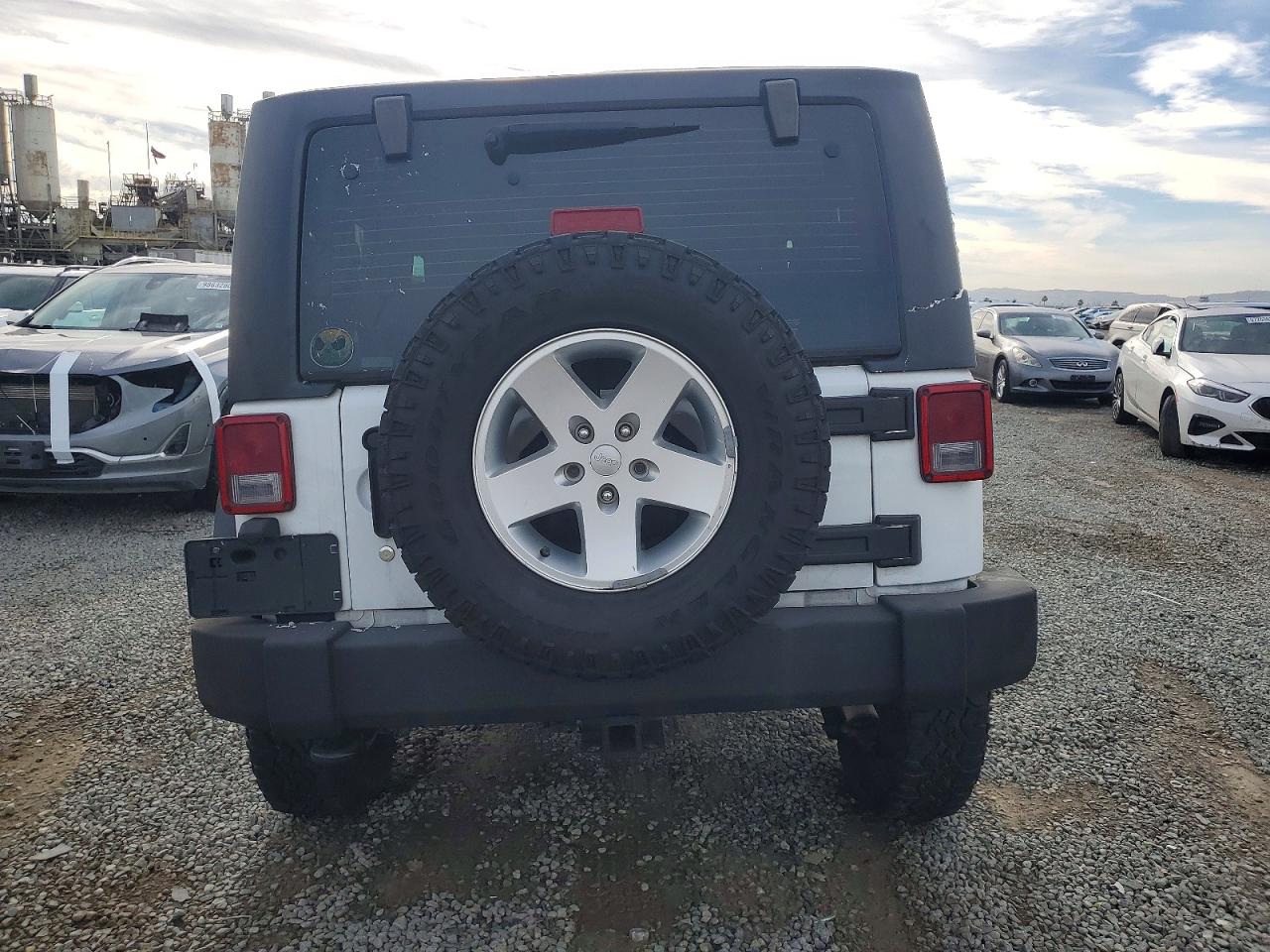 2014 JEEP WRANGLER SPORT photo 6