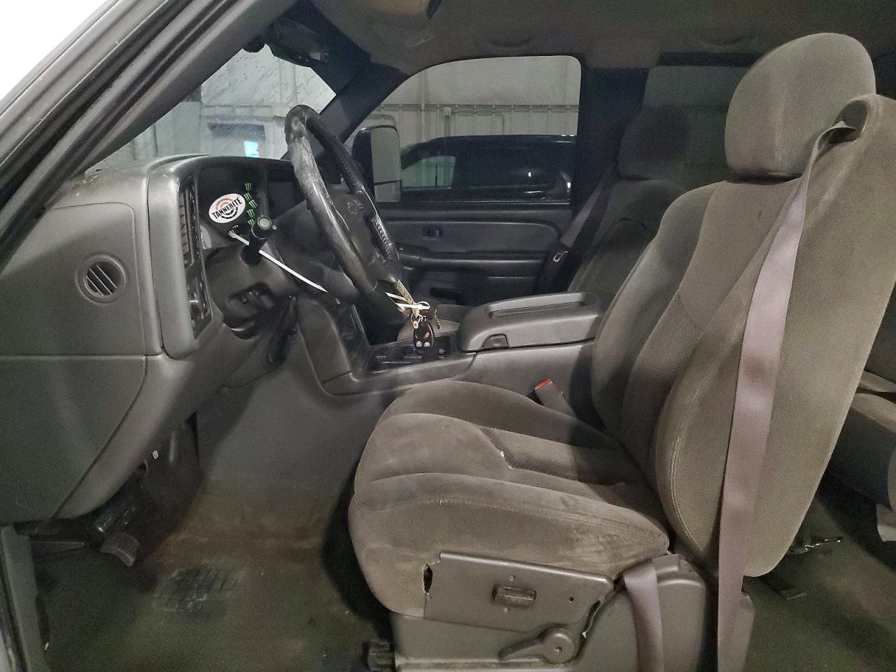 2005 CHEVROLET SILVERADO K1500 photo 13