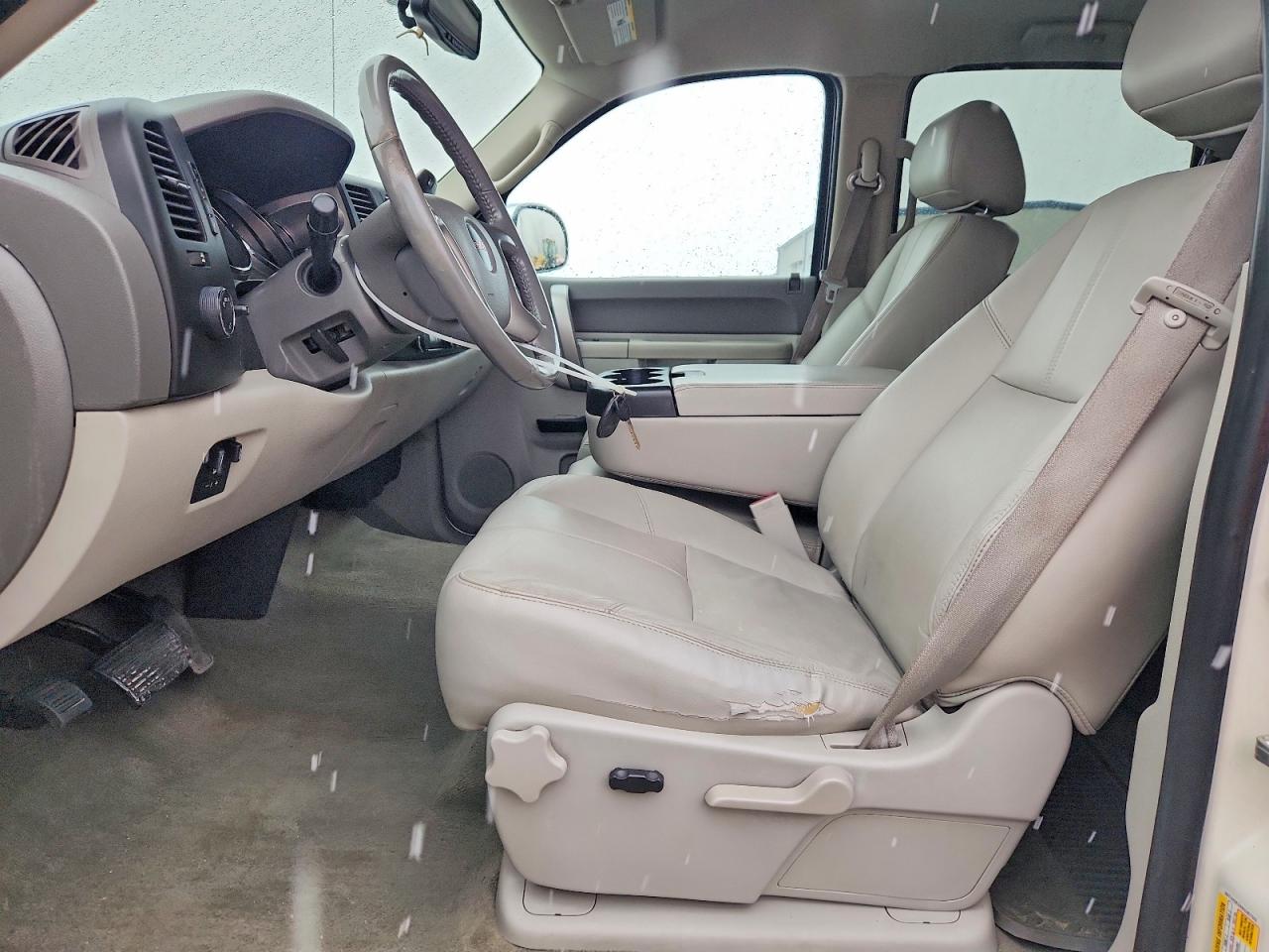 2011 GMC SIERRA K1500 SLE photo 7