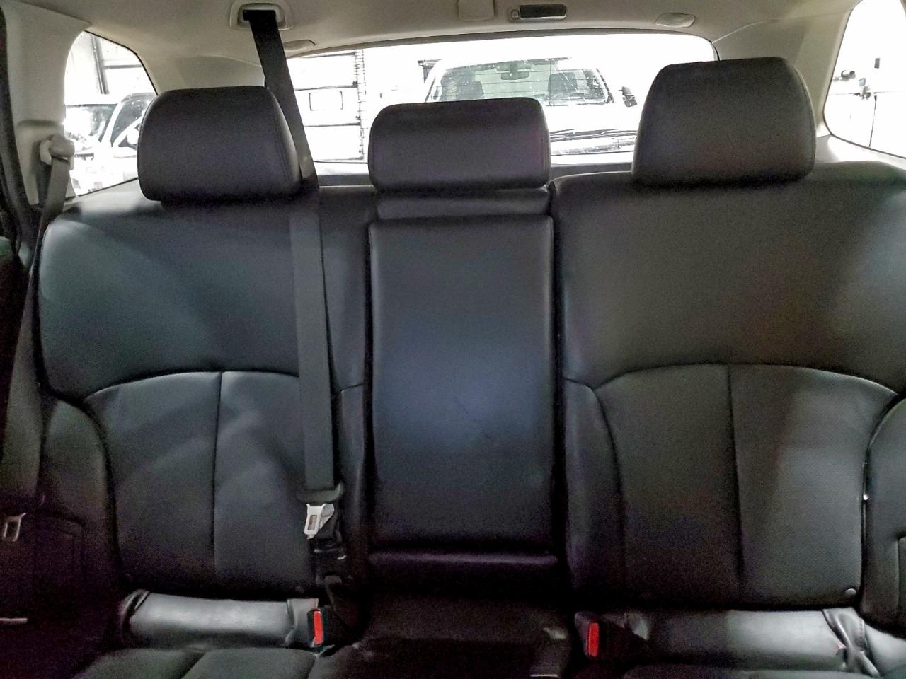 2012 SUBARU OUTBACK 3.6R LIMITED photo 19