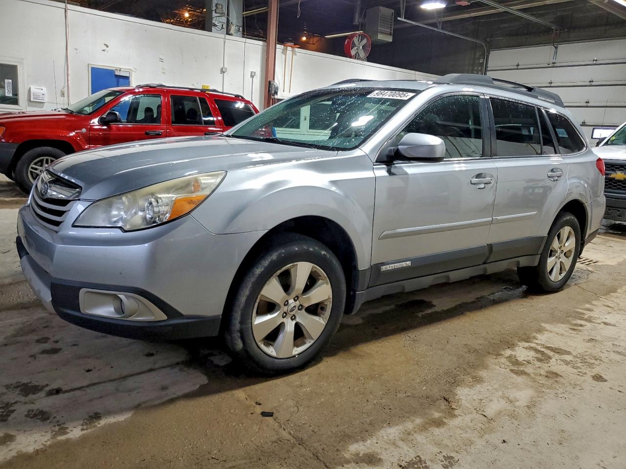 2012 SUBARU OUTBACK