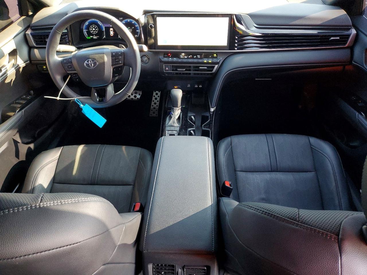 2025 TOYOTA CAMRY XSE photo 8