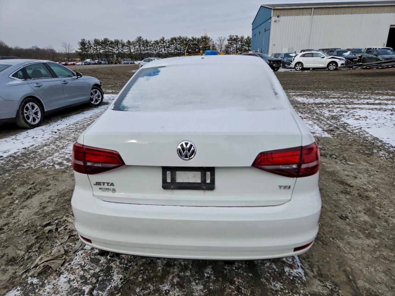 2017 VOLKSWAGEN JETTA S photo 6