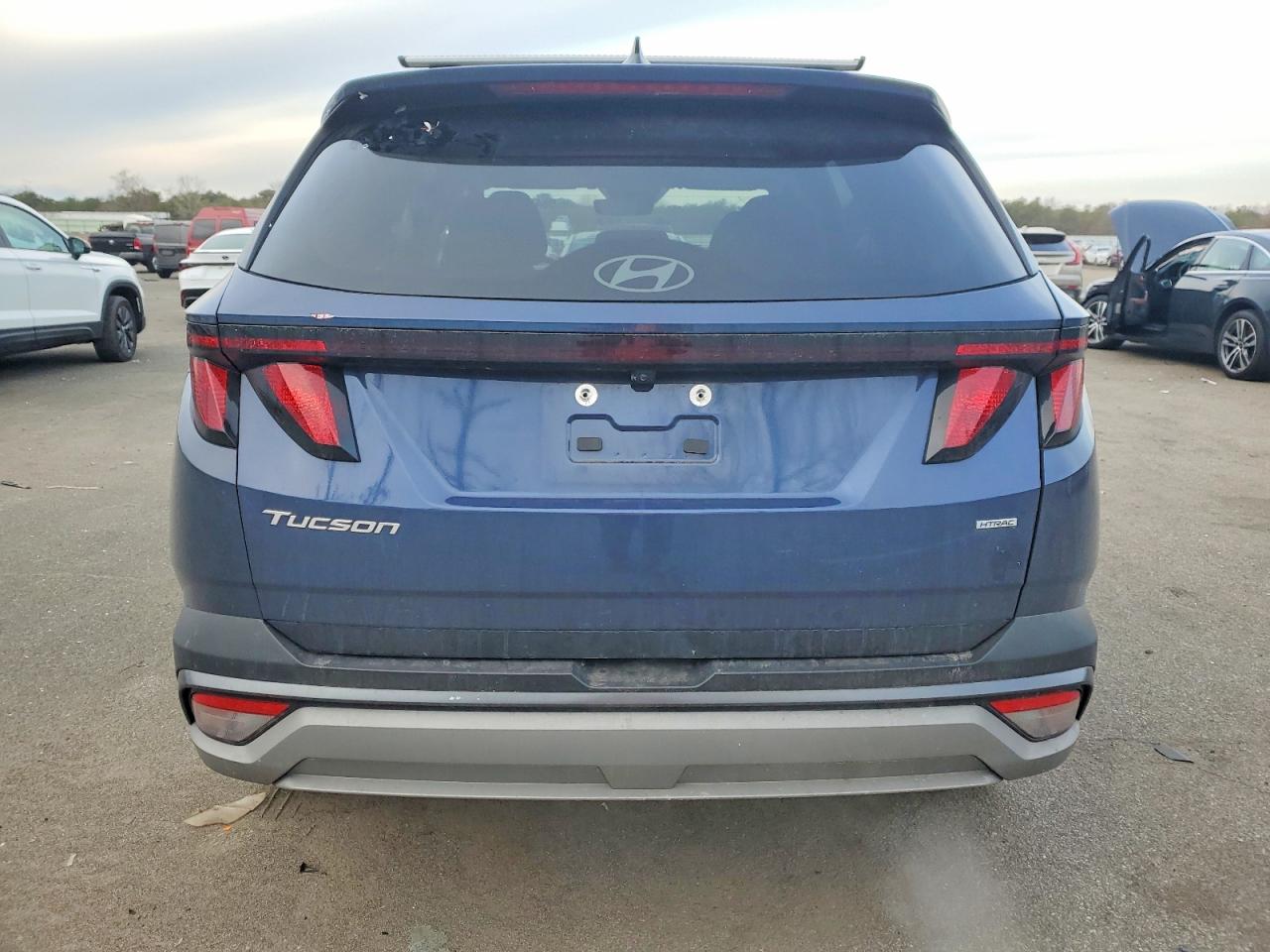 2025 HYUNDAI TUCSON SEL photo 11