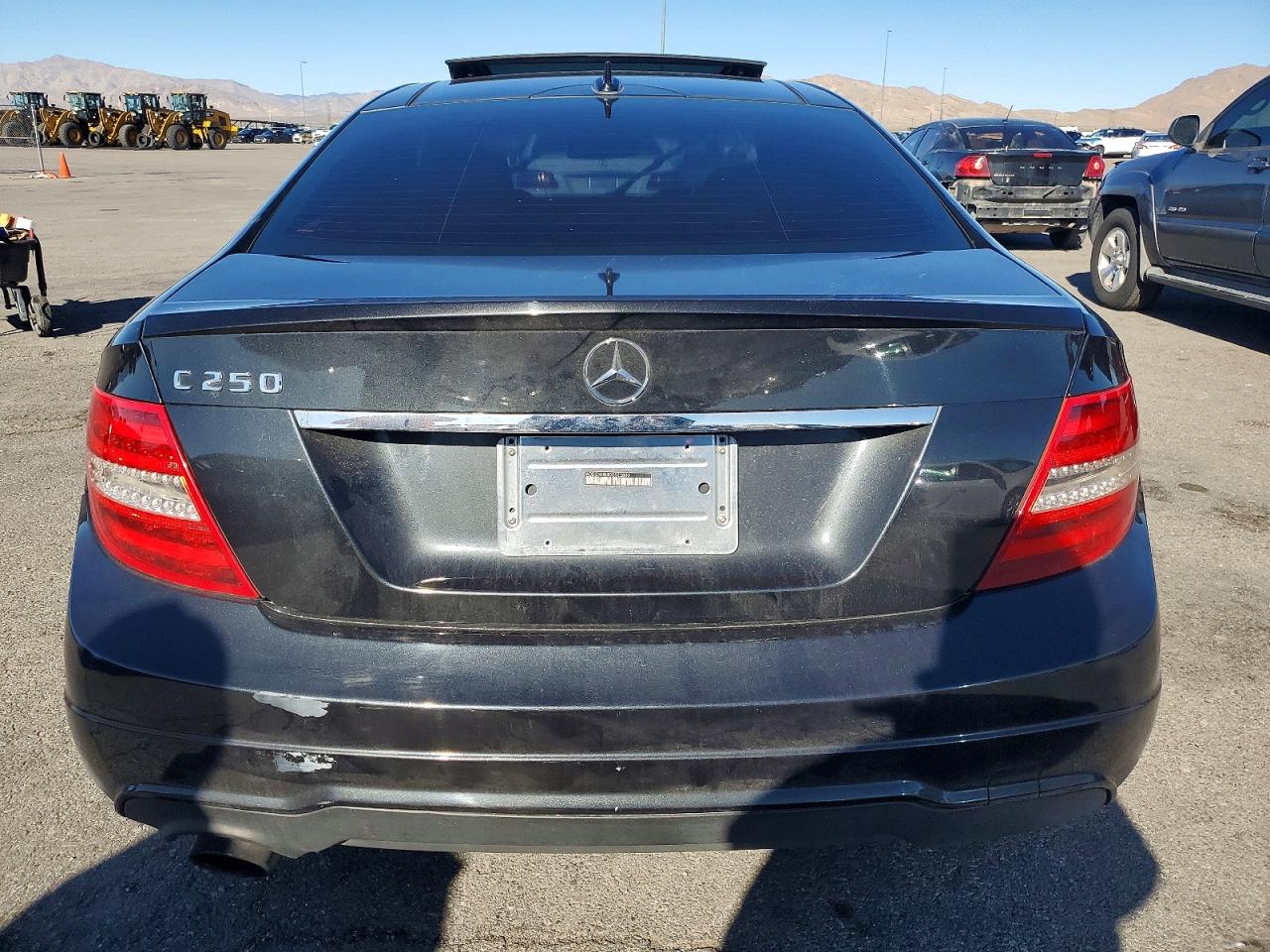 2013 MERCEDES-BENZ C 250 photo 6