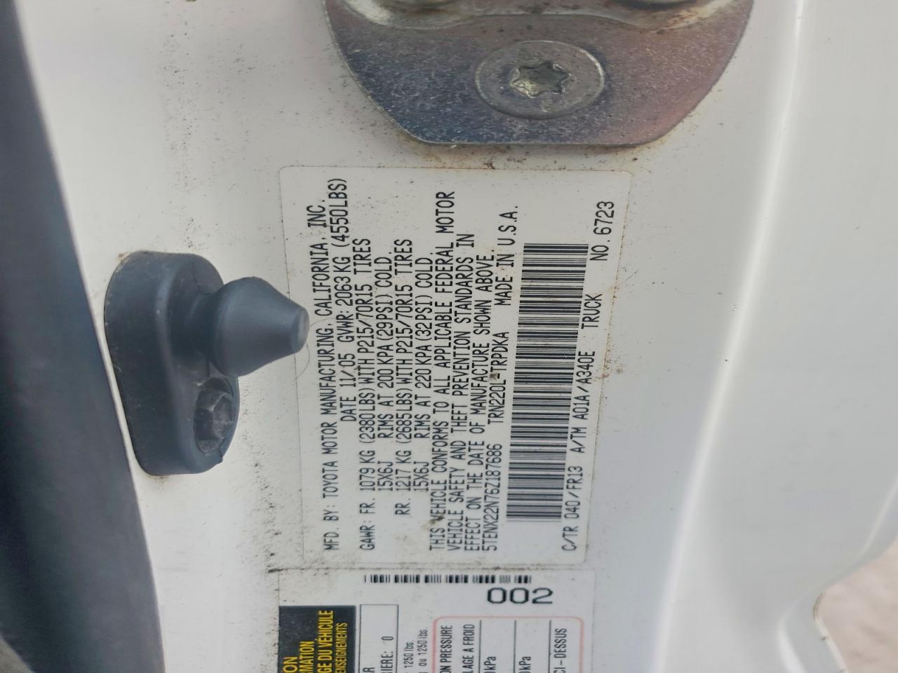 2006 TOYOTA TACOMA photo 12