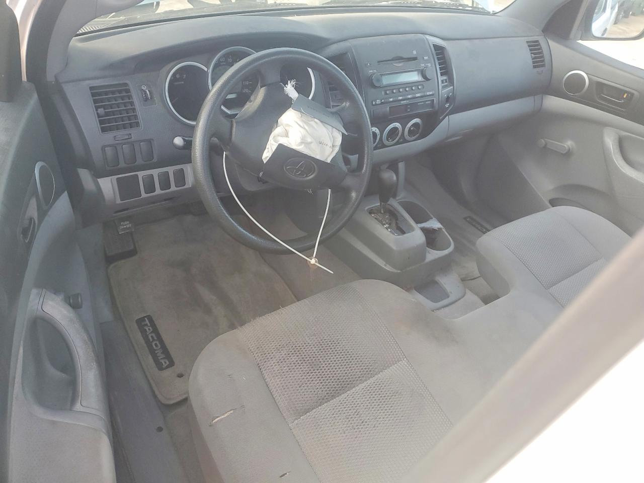 2006 TOYOTA TACOMA photo 8