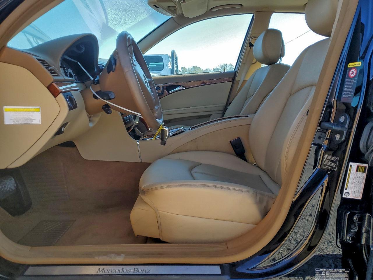2009 MERCEDES-BENZ E 350 photo 19