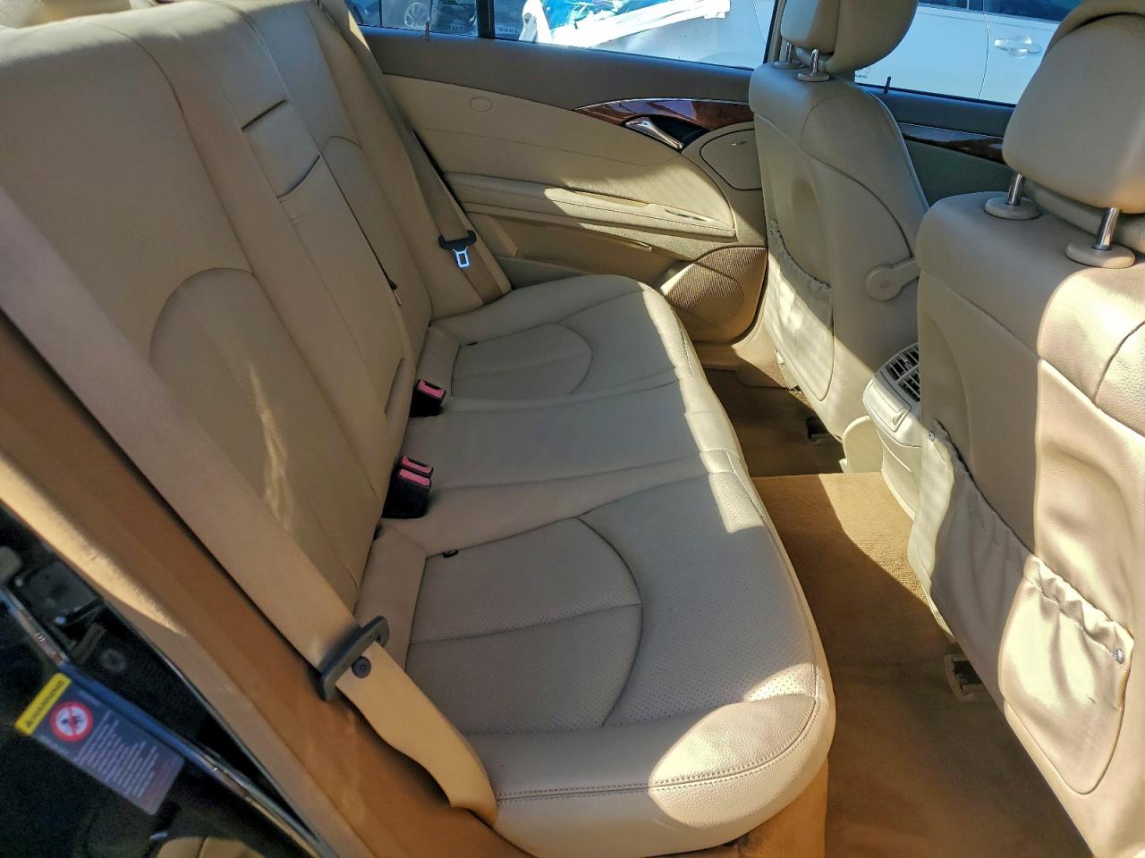 2009 MERCEDES-BENZ E 350 photo 28