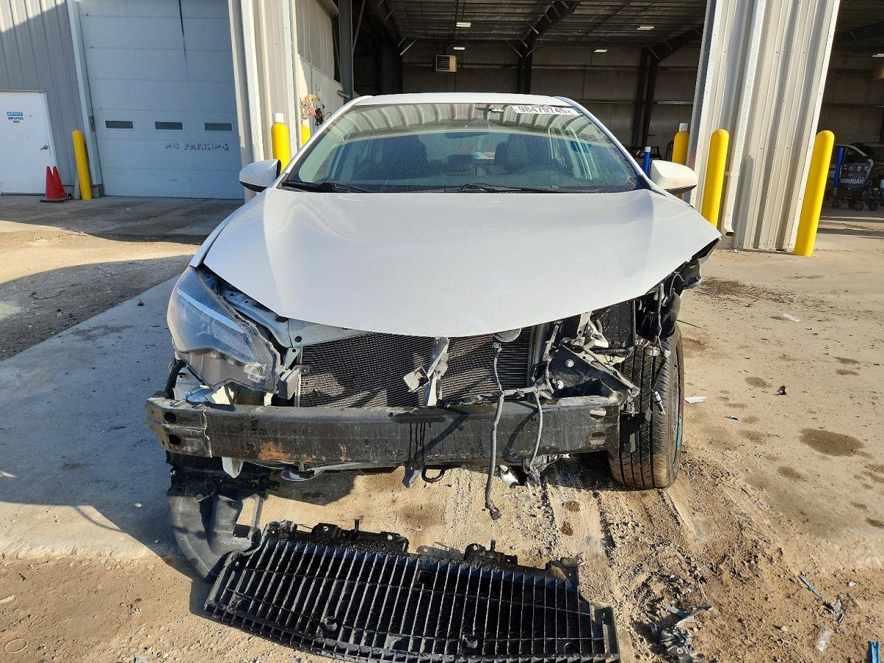 2017 TOYOTA COROLLA L photo 9