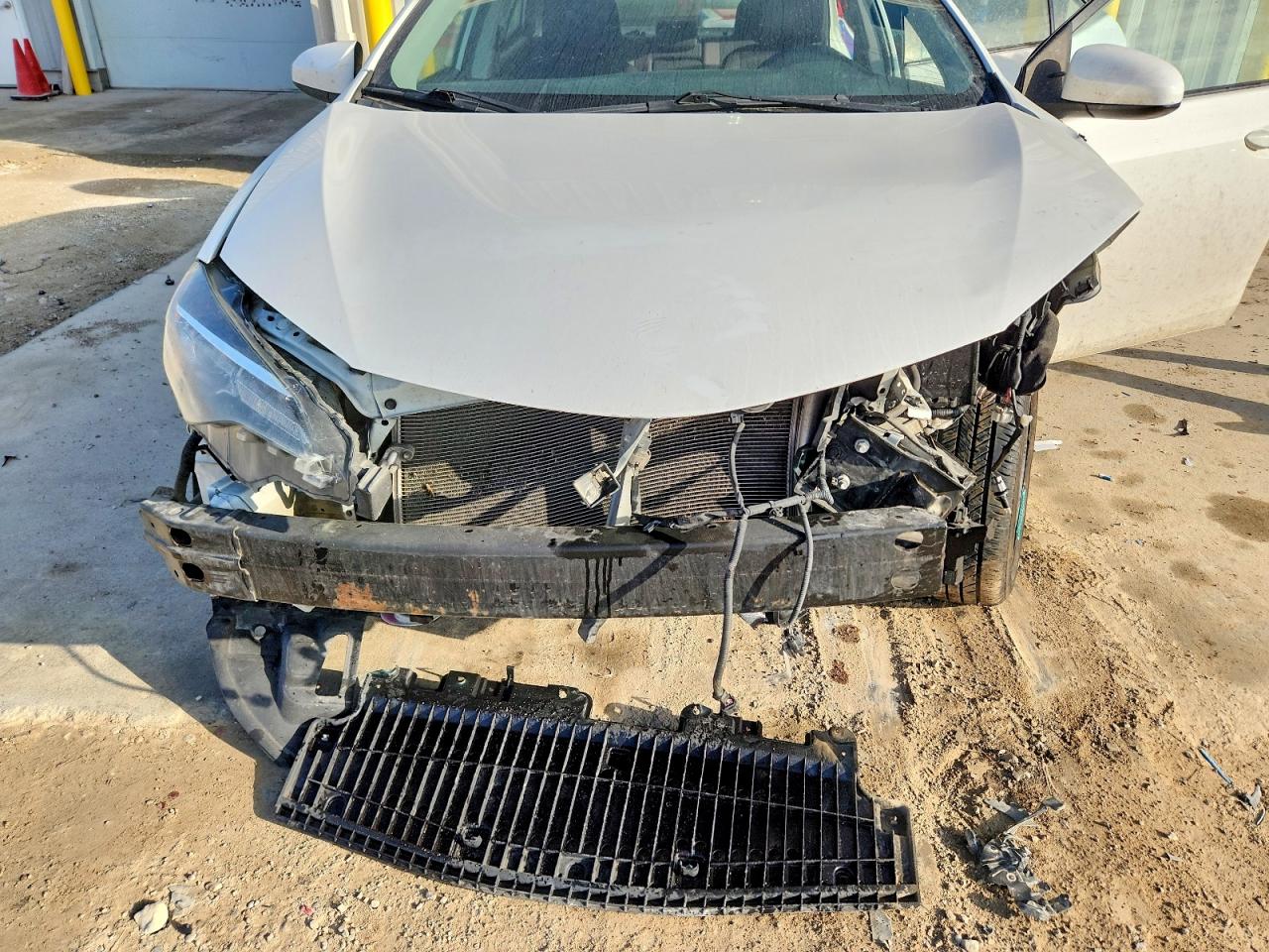 2017 TOYOTA COROLLA L photo 21