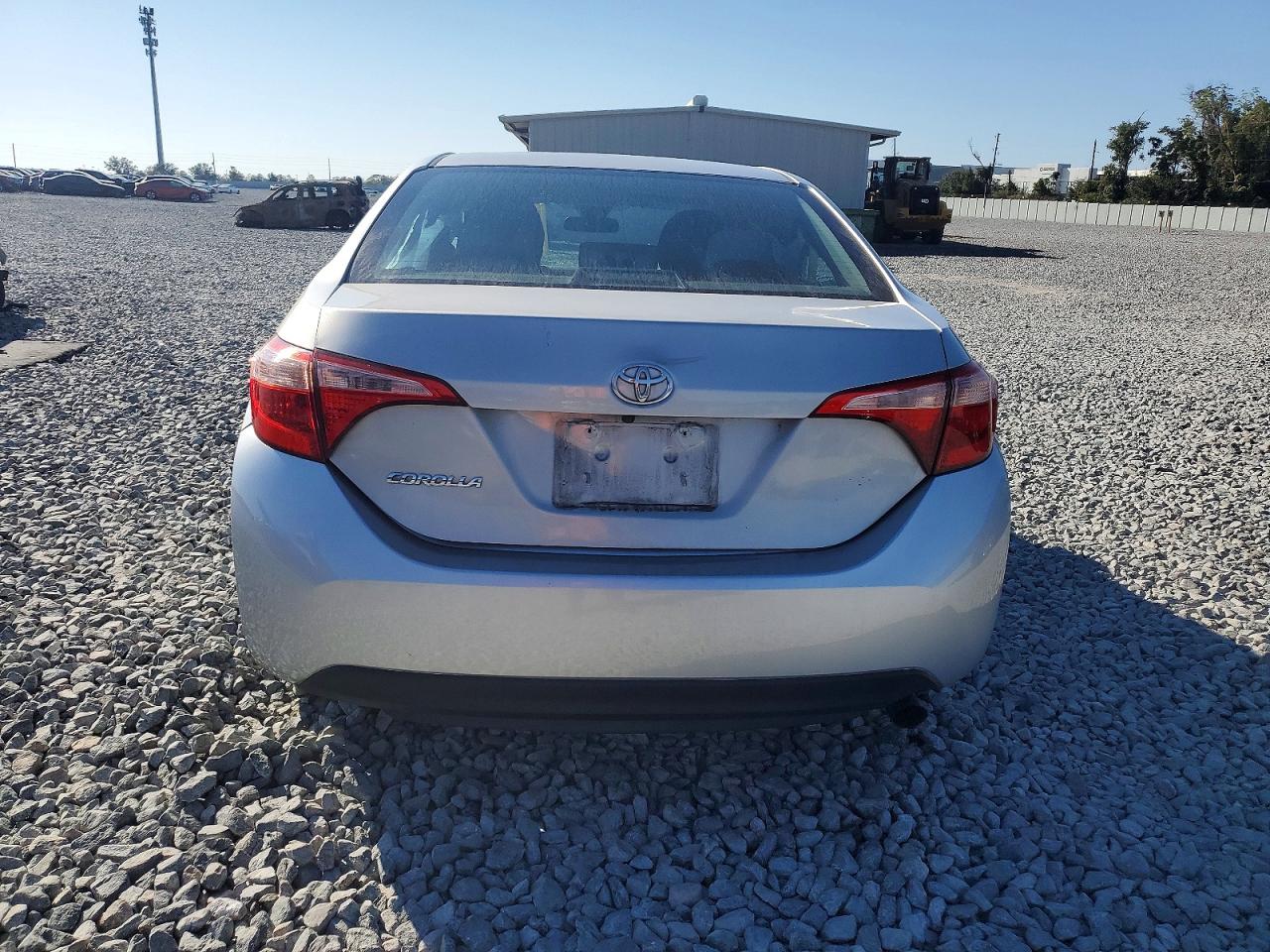 2019 TOYOTA COROLLA L photo 6