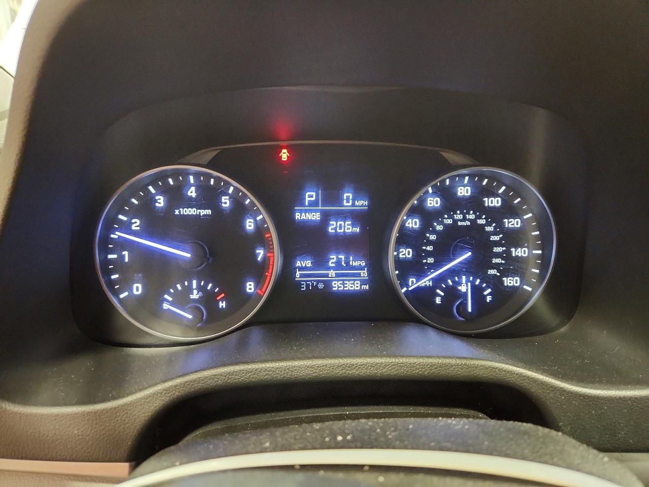 2017 HYUNDAI ELANTRA SE photo 9