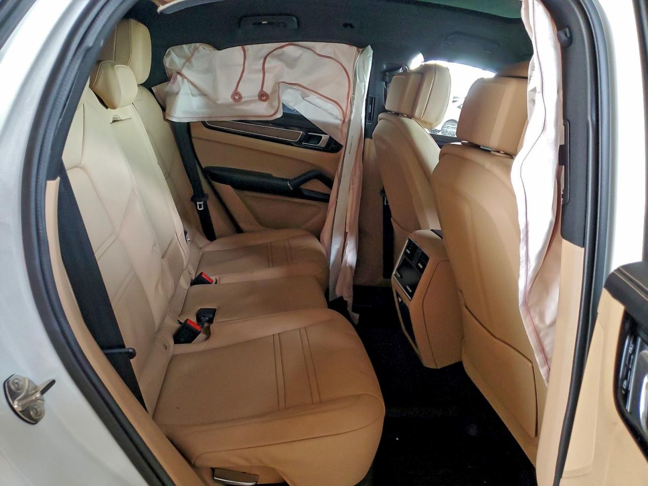 2021 PORSCHE CAYENNE E HYBRID COUPE photo 10