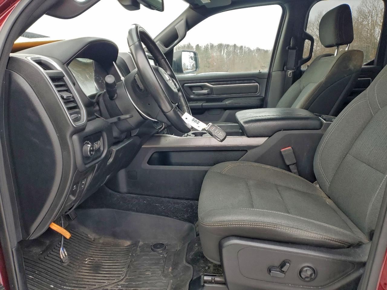 2019 RAM 1500 BIG HORN/LONE STAR photo 7