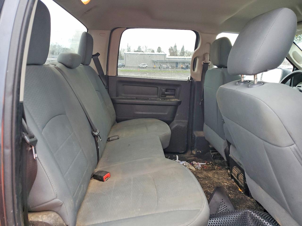 2014 RAM 1500 ST photo 28