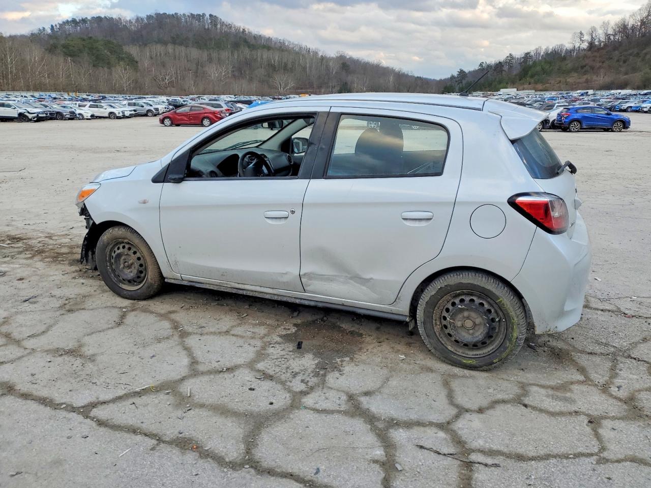 2024 MITSUBISHI MIRAGE ES photo 2