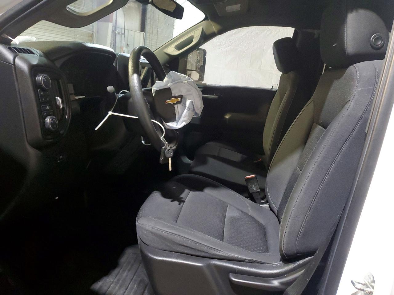 2020 CHEVROLET SILVERADO K1500 photo 7