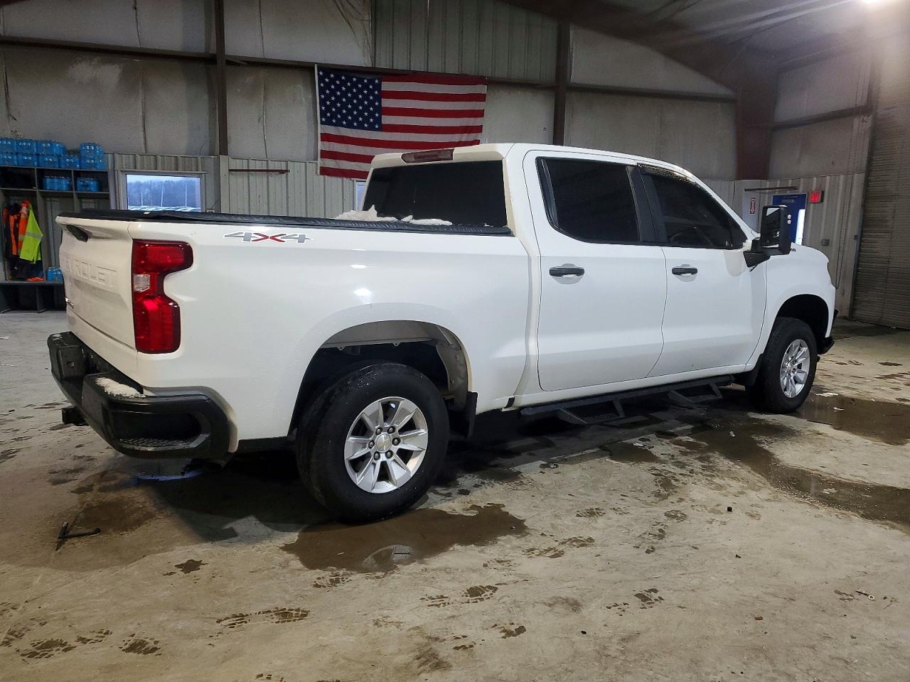 2020 CHEVROLET SILVERADO K1500 photo 3