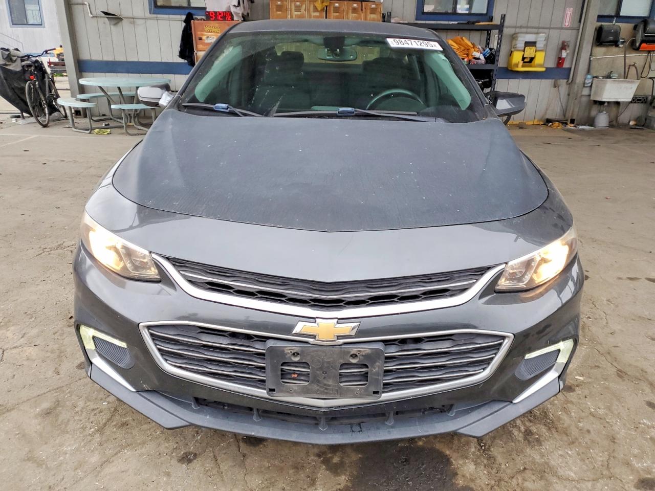 2017 CHEVROLET MALIBU LT photo 9