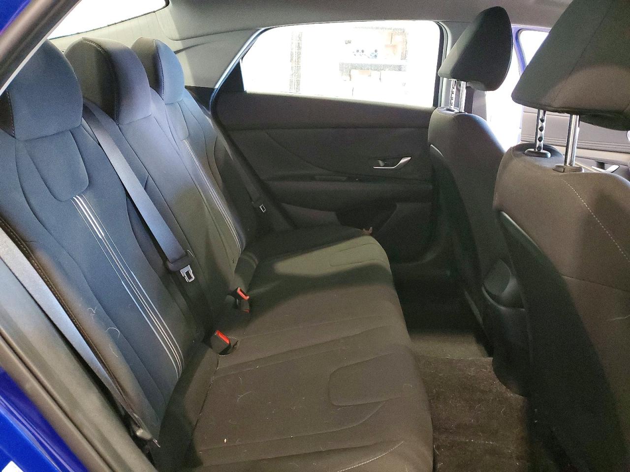 2023 HYUNDAI ELANTRA SEL photo 19