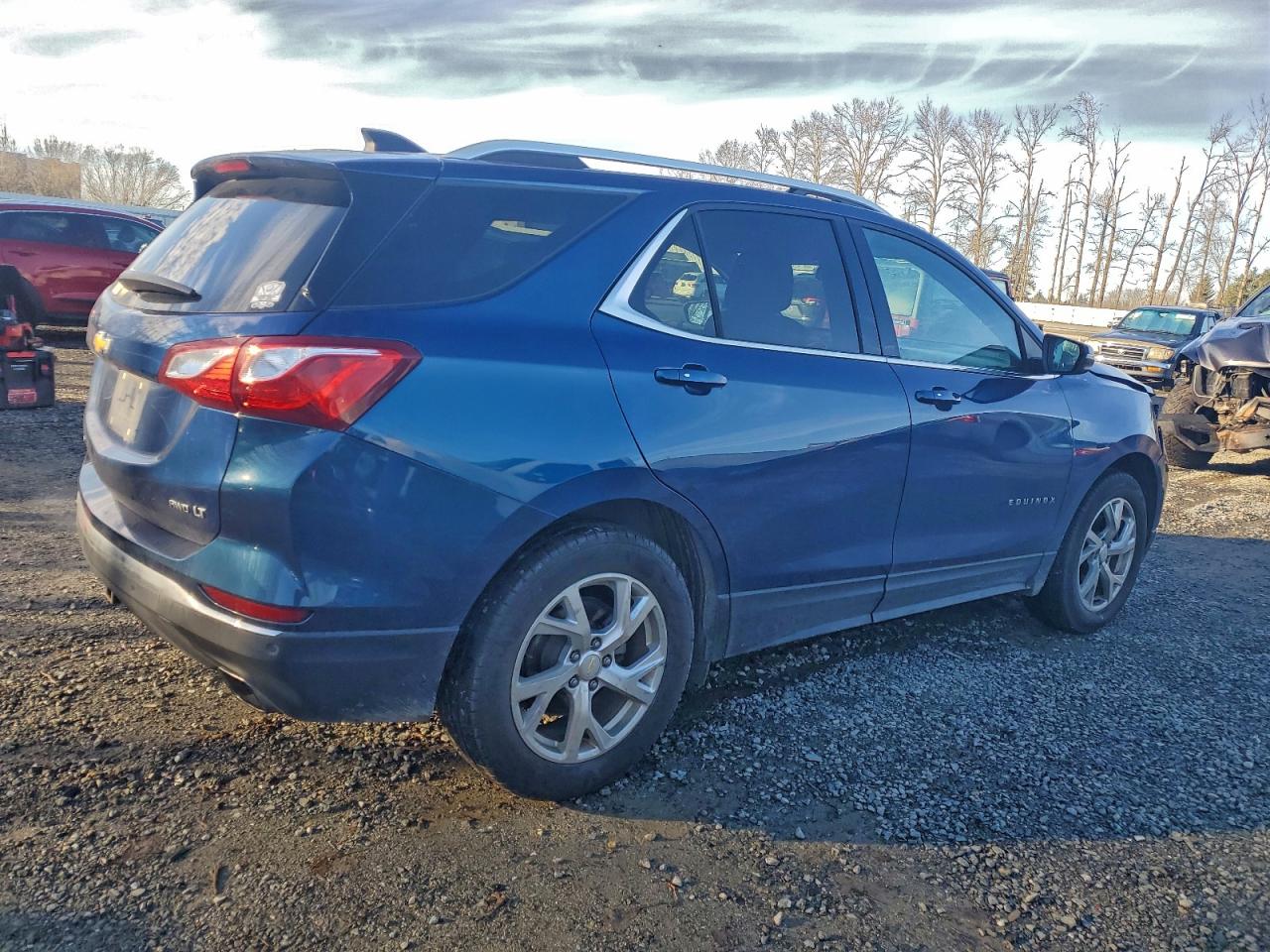 2019 CHEVROLET EQUINOX LT photo 3