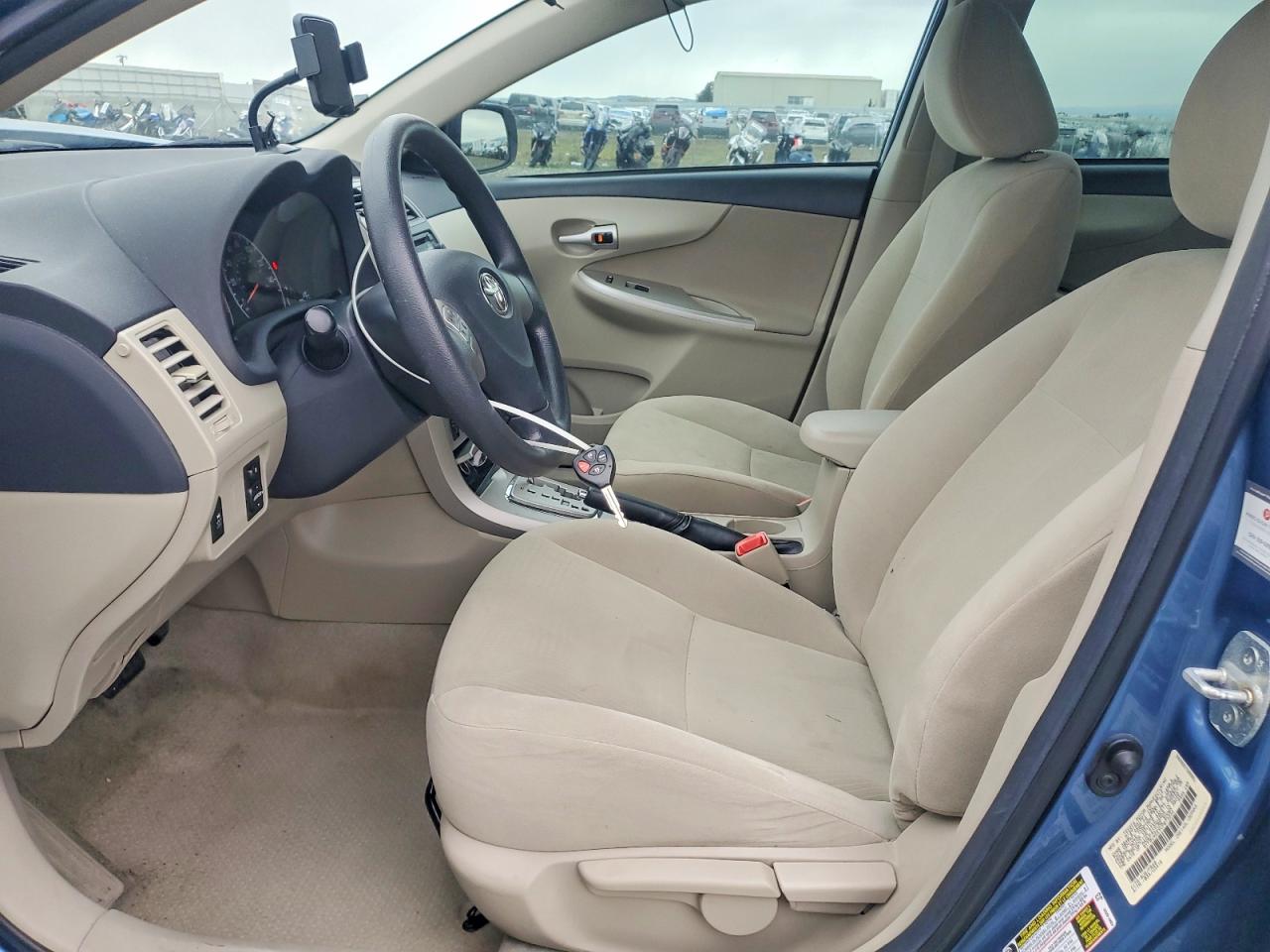 2012 TOYOTA COROLLA BASE photo 7