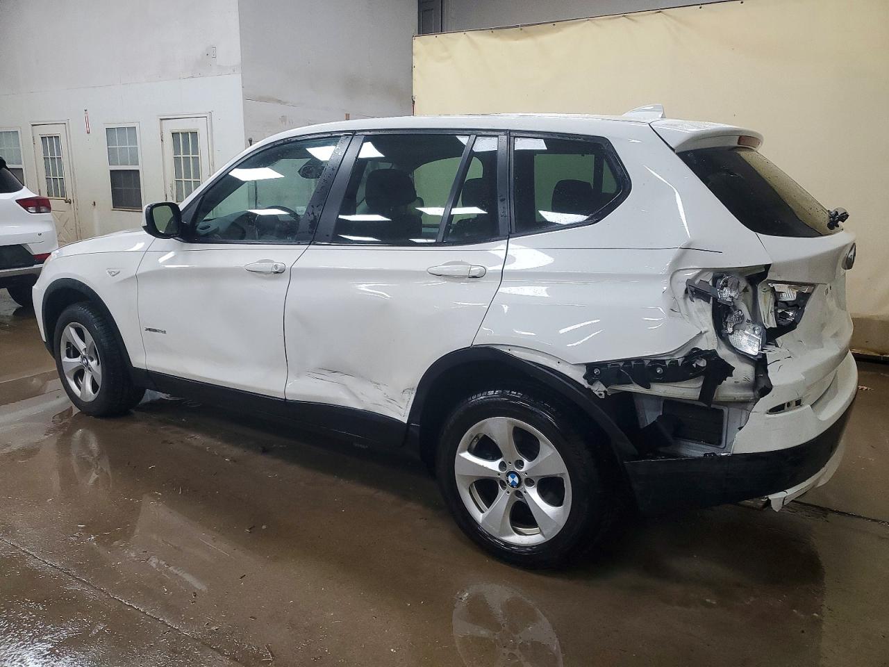 2011 BMW X3 XDRIVE28I photo 3