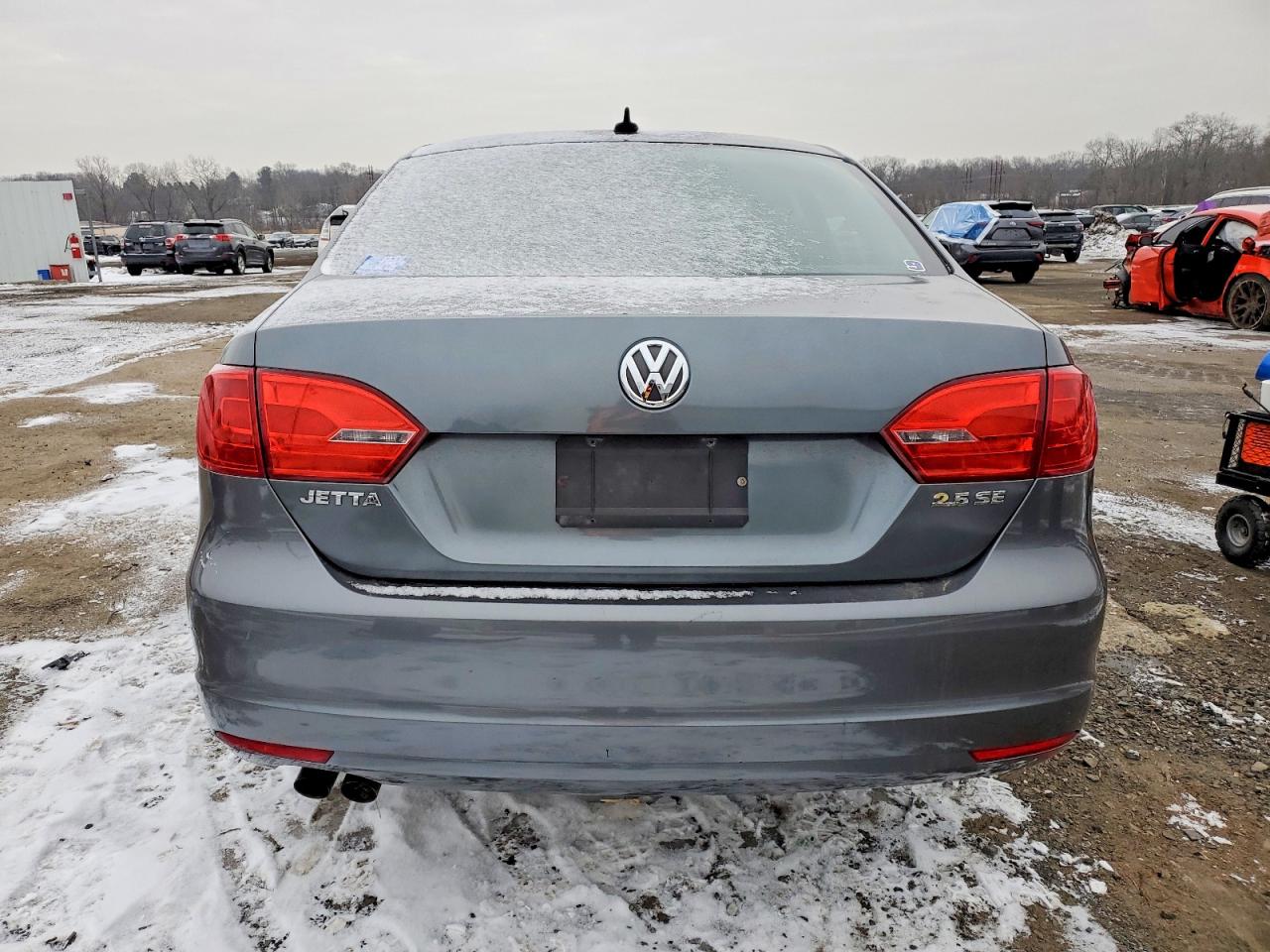 2011 VOLKSWAGEN JETTA SE photo 6