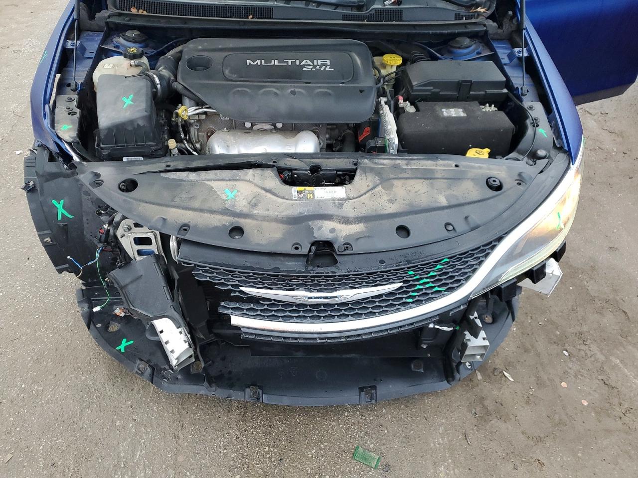 2015 CHRYSLER 200 C photo 11