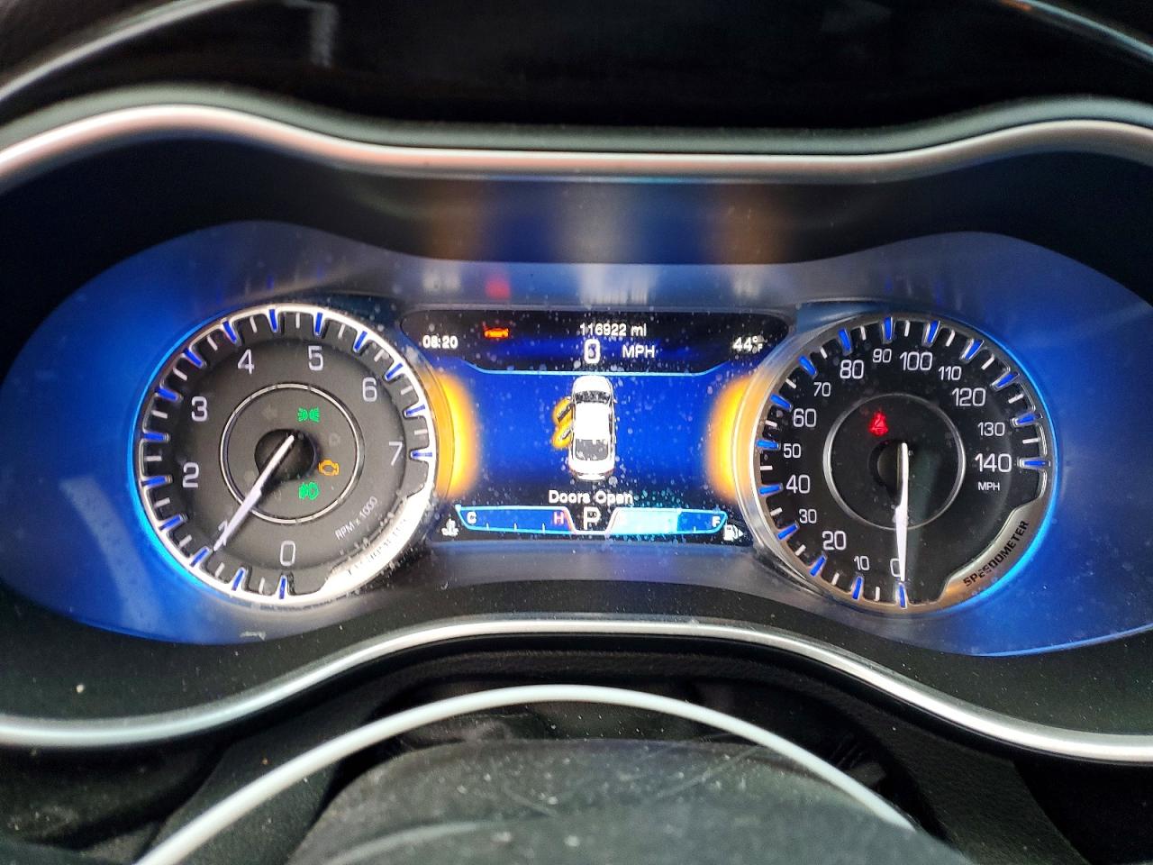 2015 CHRYSLER 200 C photo 9