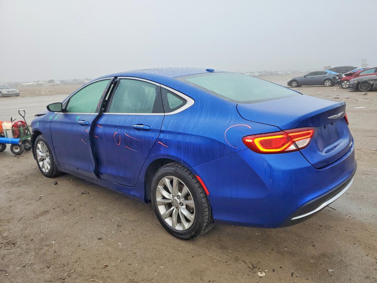 2015 CHRYSLER 200 C photo 2