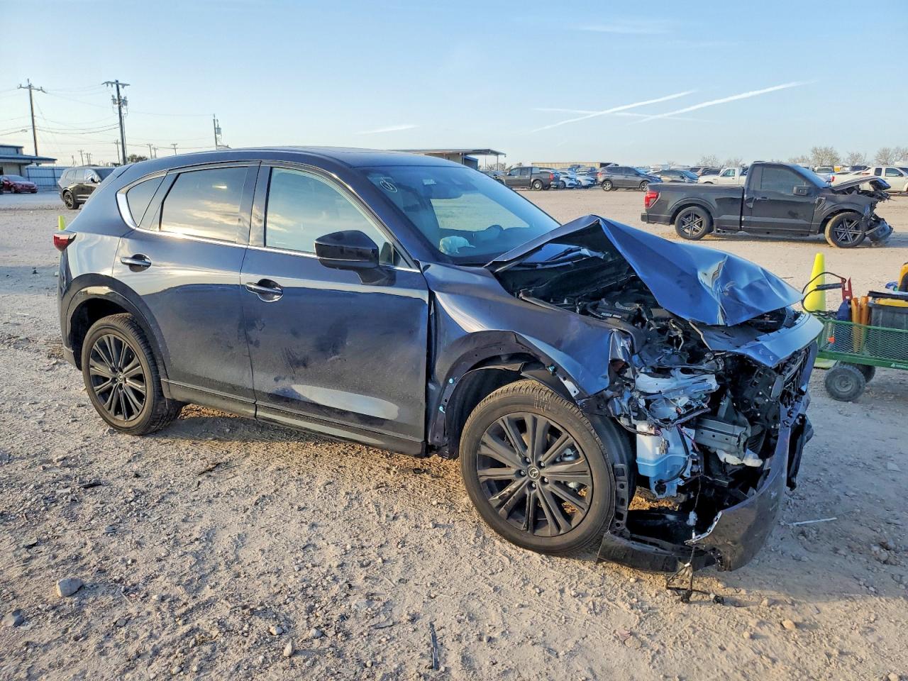 2025 MAZDA CX-5 PREMIUM photo 4
