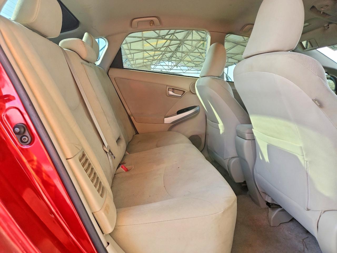 2010 TOYOTA PRIUS photo 19