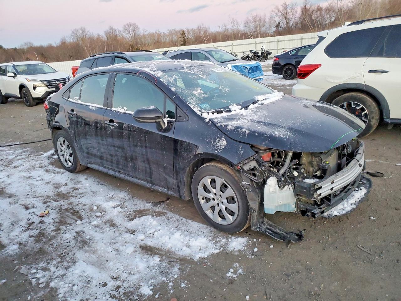2021 TOYOTA COROLLA LE photo 4