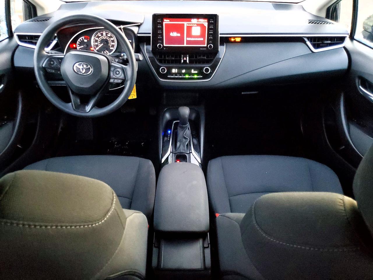 2021 TOYOTA COROLLA LE photo 8