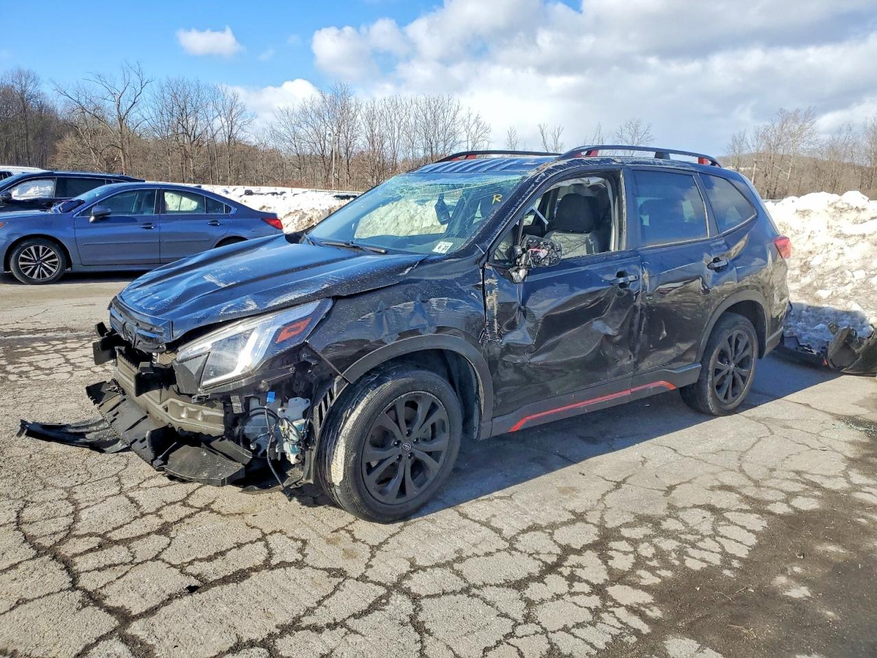 2022 SUBARU FORESTER