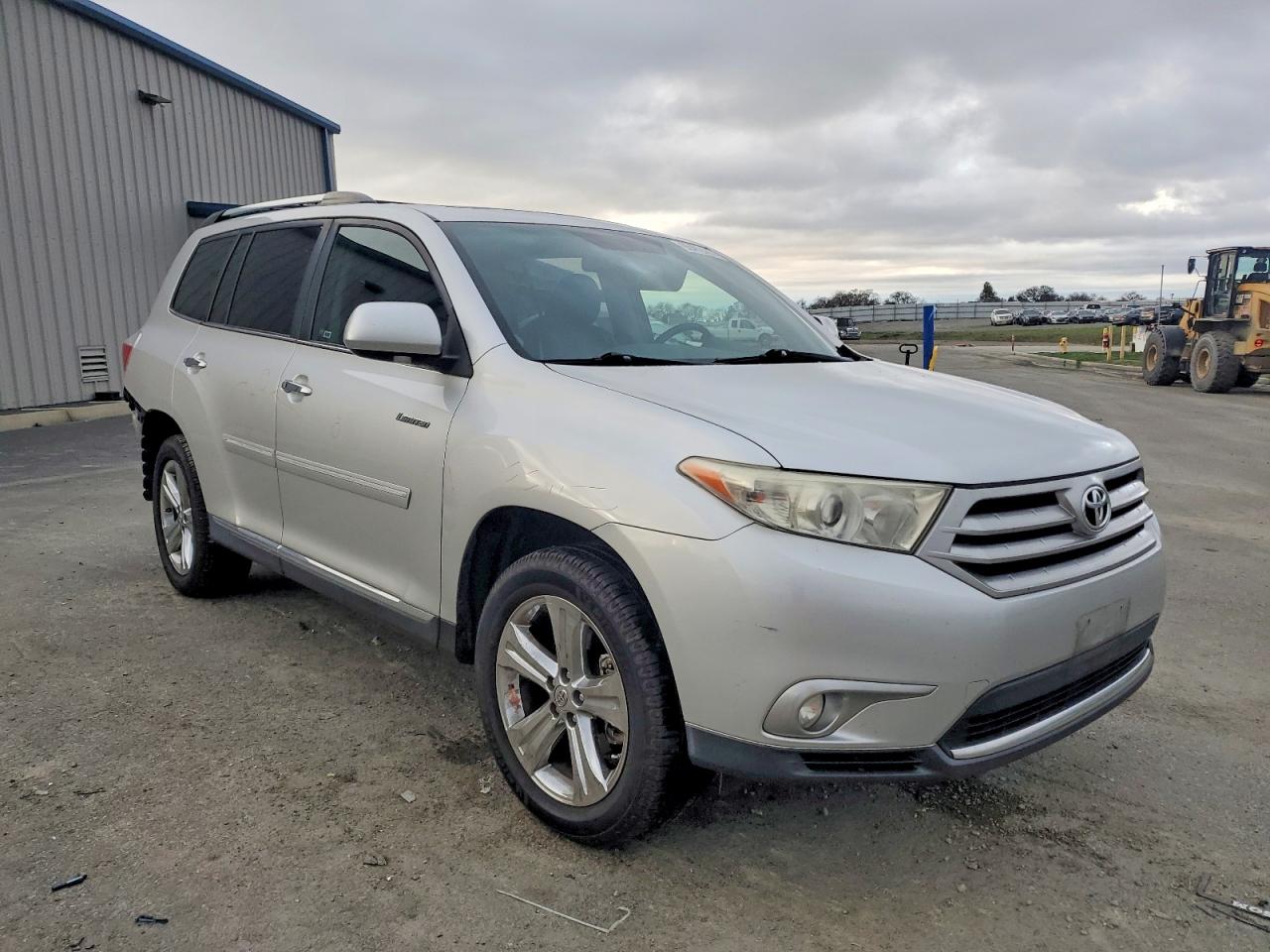 2011 TOYOTA HIGHLANDER LIMITED photo 7