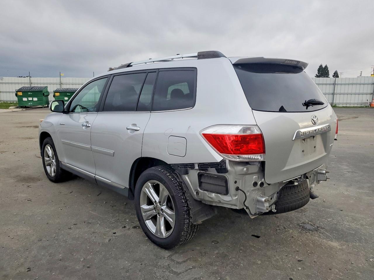 2011 TOYOTA HIGHLANDER LIMITED photo 3